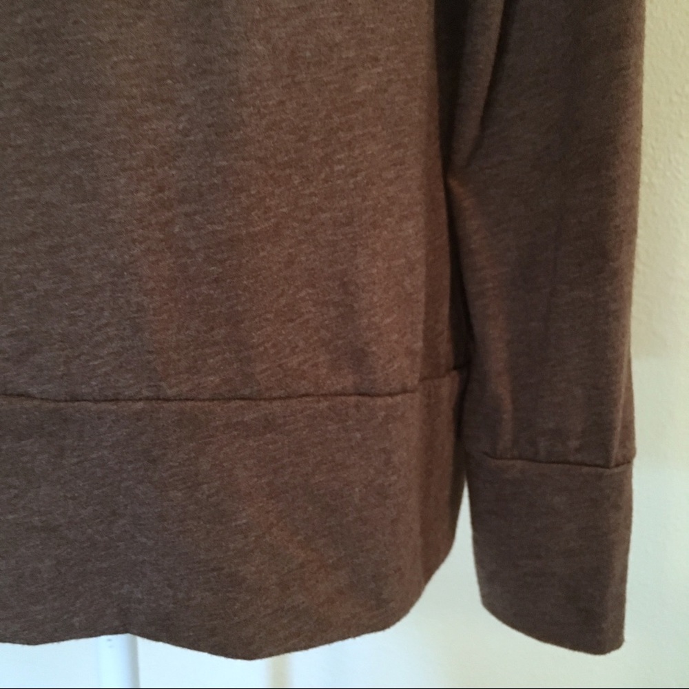 Alloy Brown Button-Up Shirt - Picture 3 of 6